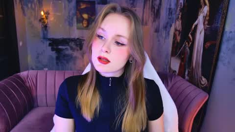 Vivien online show from 03/30/26, 06:03