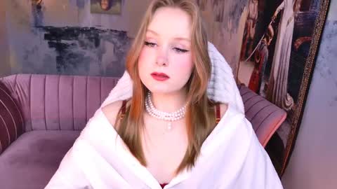 Vivien online show from 04/13/26, 08:53