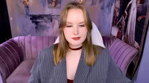 Vivien online show from 06/02/26, 01:51