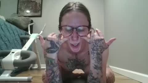 vivienne_grey online show from 12/23/25, 02:09