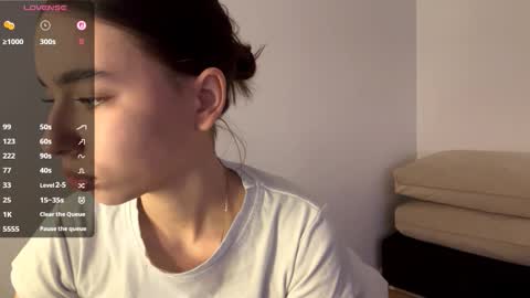 Vivi online show from 01/12/26, 07:02