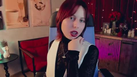 Vivienne  online show from 05/12/26, 12:57