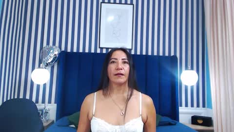 Vivian  online show from 01/08/26, 01:13