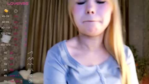 Mia Skaidrite online show from 11/06/25, 10:05