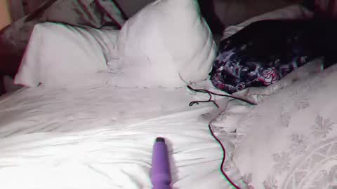 Snapshot of vixisdark chatting on 11/08/25, 05:18 vixisdark online show from 11/08/25, 05:18