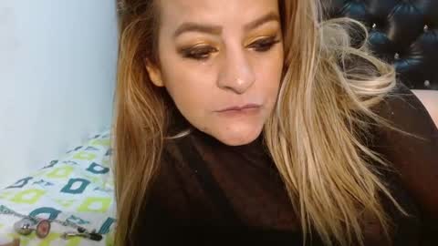 Venus online show from 11/14/25, 01:04