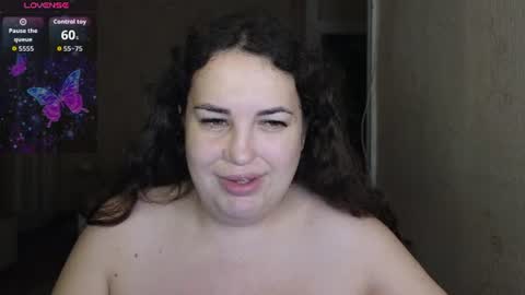 Snapshot of vladacandy chatting on 08/05/26, 05:27 VladaCandy online show from 08/05/26, 05:27