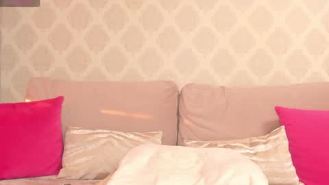 Snapshot of vladax555 chatting on 04/10/26, 03:45 VLADAX555 online show from 04/10/26, 03:45