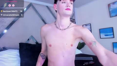 Snapshot of vladhellsing4 chatting on 01/23/25, 05:42 Vlad online show from 01/23/25, 05:42