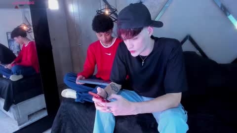 Snapshot of vladhellsing4 chatting on 01/25/25, 02:36 Vlad online show from 01/25/25, 02:36