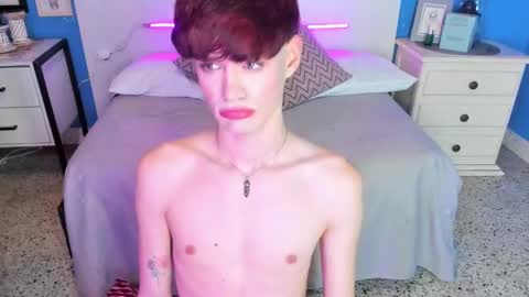 Snapshot of vladhellsing4 chatting on 02/04/25, 06:06 Vlad online show from 02/04/25, 06:06