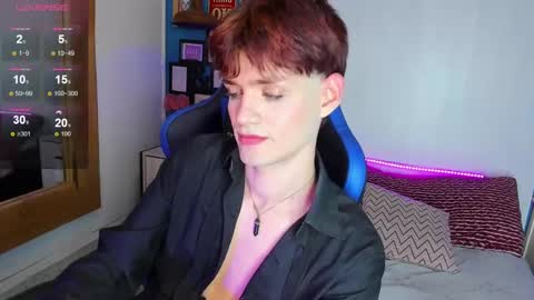 Snapshot of vladhellsing4 chatting on 02/08/25, 03:21 Vlad online show from 02/08/25, 03:21