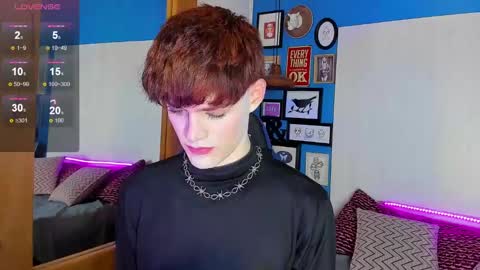 Snapshot of vladhellsing4 chatting on 02/19/25, 02:44 Vlad online show from 02/19/25, 02:44