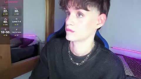 Snapshot of vladhellsing4 chatting on 02/26/25, 02:25 Vlad online show from 02/26/25, 02:25