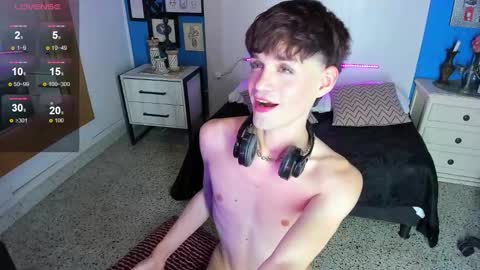 Snapshot of vladhellsing4 chatting on 03/08/25, 05:11 Vlad online show from 03/08/25, 05:11