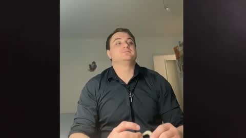 Snapshot of vlamen007 chatting on 02/06/26, 06:44 vlamen007 online show from 02/06/26, 06:44