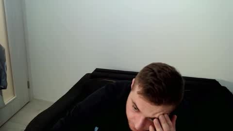 Snapshot of vlamen007 chatting on 02/14/26, 01:08 vlamen007 online show from 02/14/26, 01:08