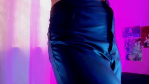 Gabriela online show from 05/25/26, 07:20
