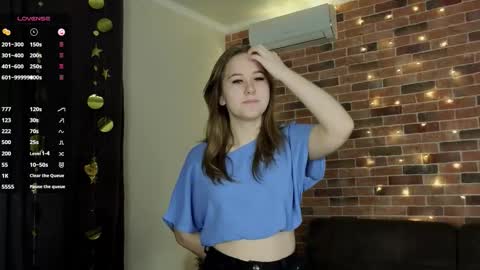 Snapshot of voidelaris chatting on 01/10/26, 06:53 Elaris online show from 01/10/26, 06:53