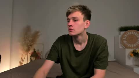 Snapshot of volan_starts chatting on 02/08/26, 04:05 Dan online show from 02/08/26, 04:05