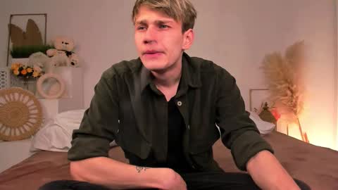 Snapshot of volan_starts chatting on 02/28/26, 12:06 Dan online show from 02/28/26, 12:06