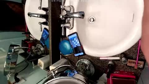 Snapshot of vonmeow777 chatting on 03/27/26, 07:13 vonmeow777 online show from 03/27/26, 07:13