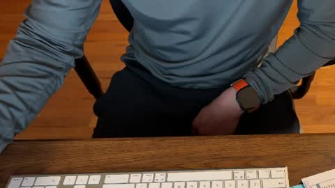 voterki796 online show from 04/08/26, 02:55