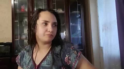 Snapshot of voulezvous_angel chatting on 02/04/26, 05:46 voulezvous_angel online show from 02/04/26, 05:46