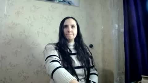 Snapshot of voulezvous_angel chatting on 02/27/26, 04:18 voulezvous_angel online show from 02/27/26, 04:18