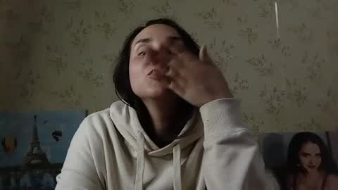 voulezvous_angel online show from 04/30/26, 08:57