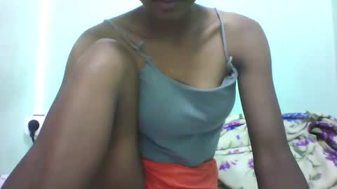 vounialdy online show from 01/24/25, 08:00