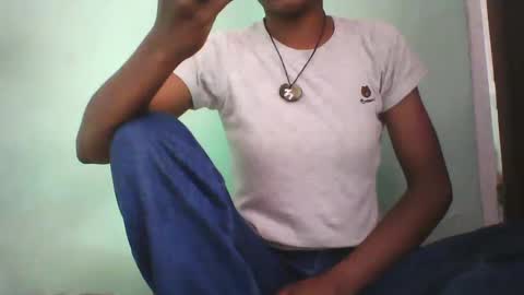 vounialdy online show from 02/08/25, 09:13