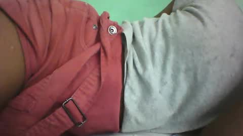 vounialdy online show from 03/07/25, 04:11