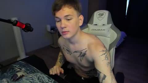 vova online show from 11/22/25, 10:47