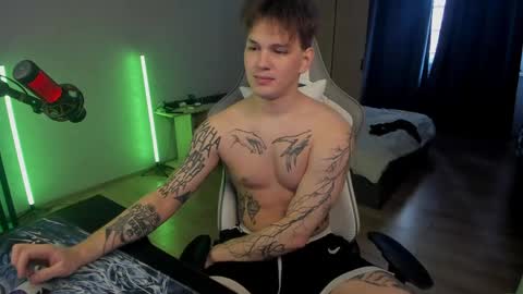 vova online show from 04/08/26, 10:04