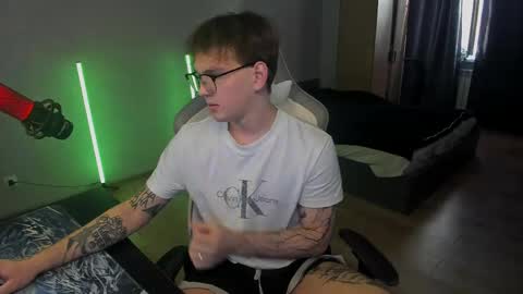vova online show from 05/20/26, 04:24