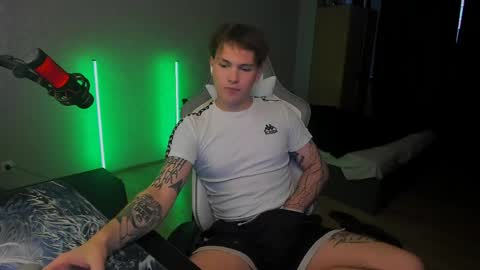 vova online show from 05/25/26, 05:08