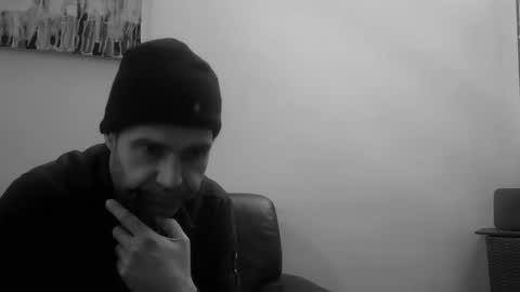 voyeuredeluxe online show from 12/16/25, 09:03