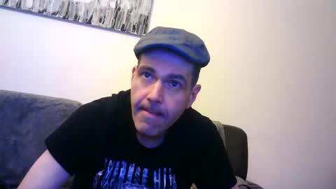 voyeuredeluxe online show from 12/23/25, 05:27