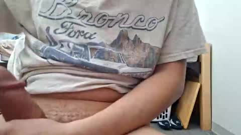 vrchat_sucks online show from 03/09/26, 07:40