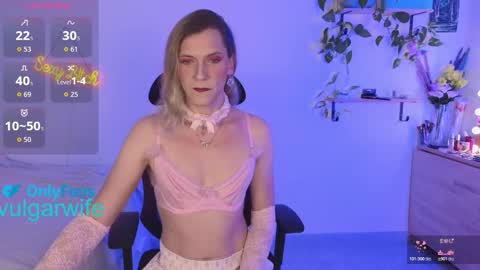 Vikky online show from 10/17/25, 10:23