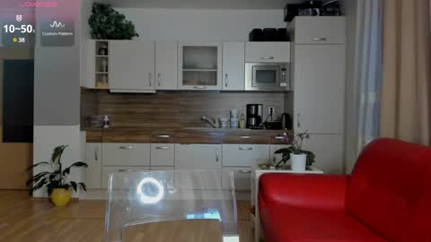 Snapshot of vvalkyriee chatting on 02/06/25, 04:36 vvalkyriee online show from 02/06/25, 04:36