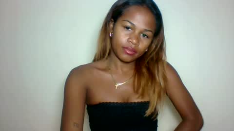 Snapshot of vynarahot chatting on 07/05/26, 03:52 vynarahot online show from 07/05/26, 03:52