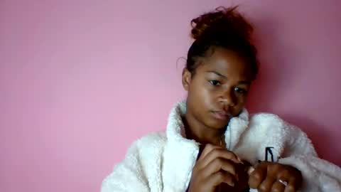 Snapshot of vynarahot chatting on 07/20/26, 05:44 vynarahot online show from 07/20/26, 05:44