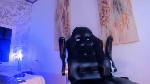 Vynny Blacke online show from 02/18/26, 04:30