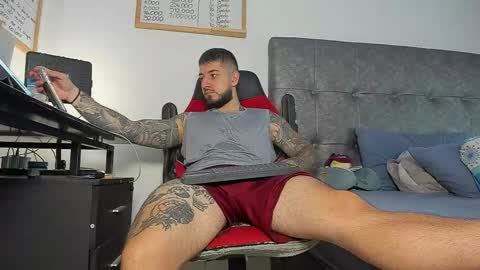 Snapshot of vyxen_ chatting on 02/28/26, 08:21 vyxen_ online show from 02/28/26, 08:21