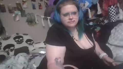 Vyx online show from 04/12/26, 08:14