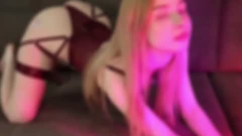 Nana online show from 07/07/26, 10:08