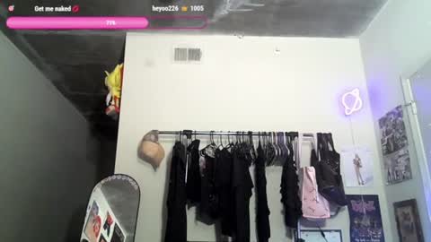 Snapshot of wahbaby chatting on 06/19/26, 03:11 marz online show from 06/19/26, 03:11