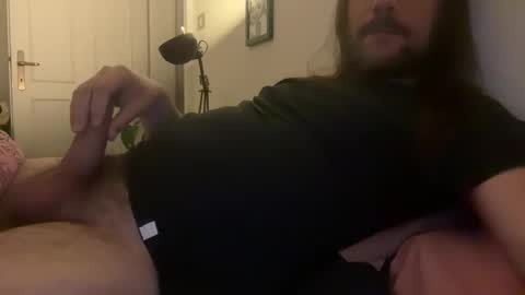 Snapshot of waiting4spring chatting on 03/26/26, 10:37 waiting4spring online show from 03/26/26, 10:37